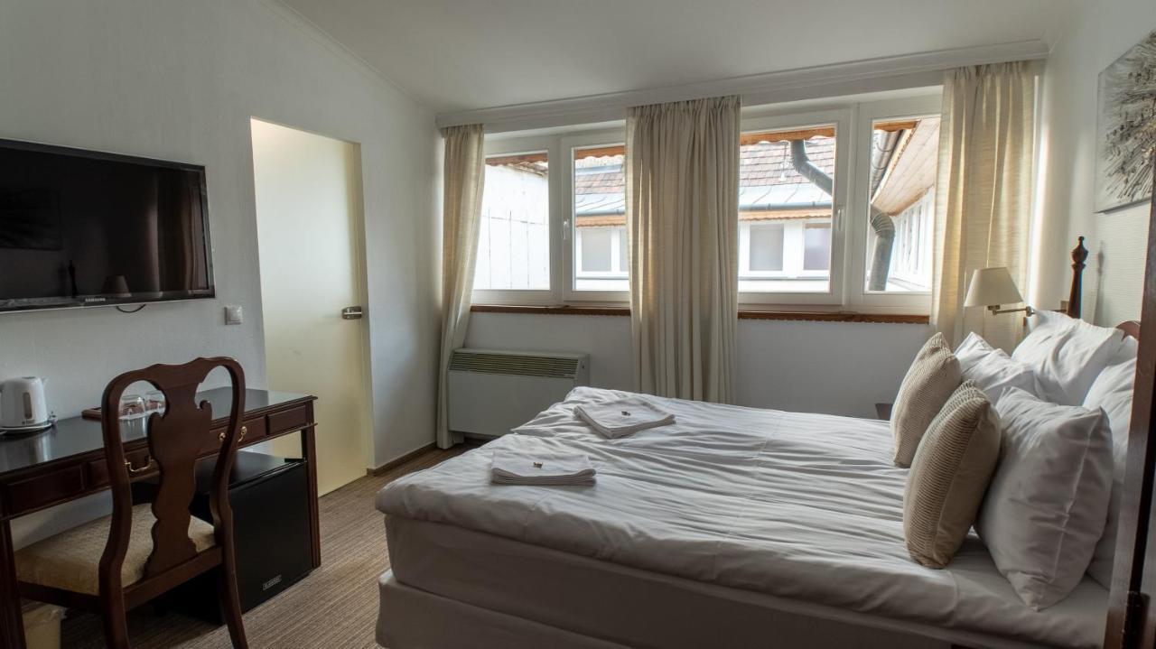 Opera 16 Rooms Budapest Eksteriør bilde